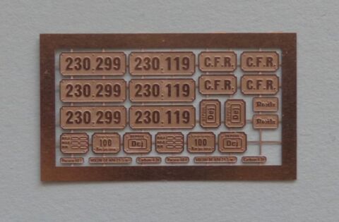 Set placi 230.299