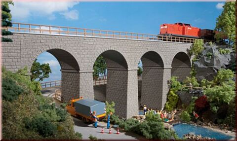 Viaduct de piatra